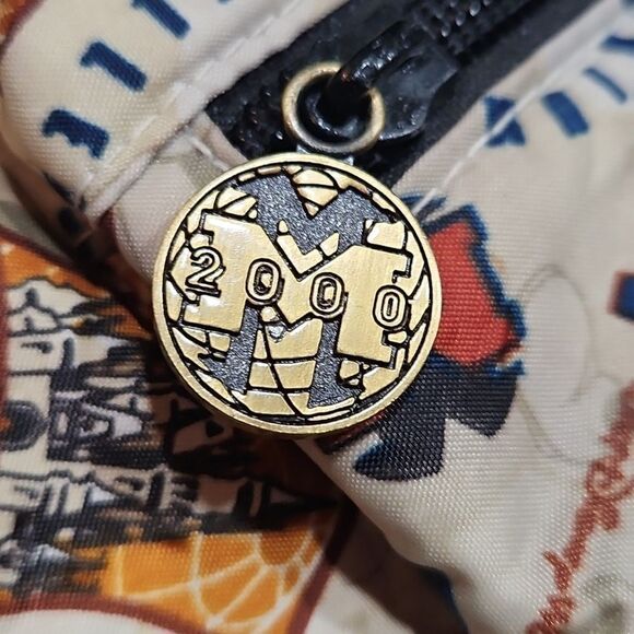 RARE Vintage Walt Disney World 2000 Mickey Mouse Nylon Drawstring Backpack - Picture 6 of 11